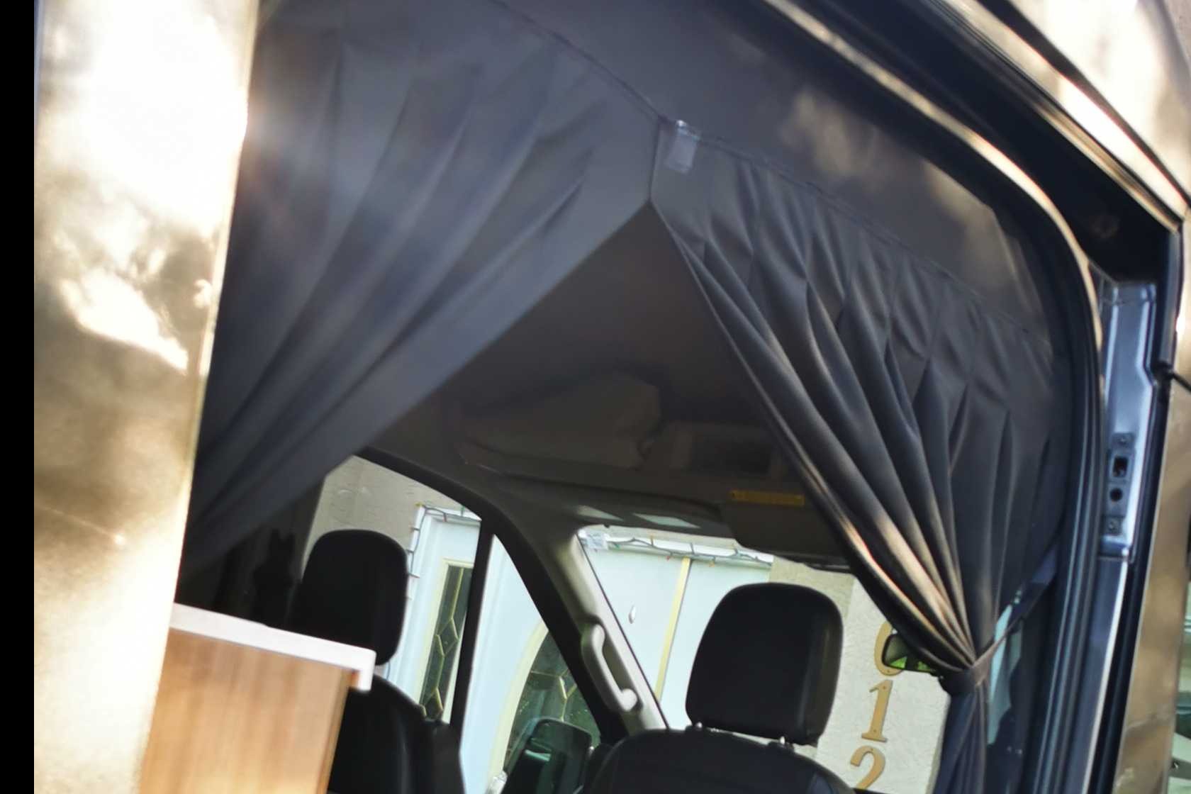 Emma 's 2021 Ford Transit 21ft  Campervan