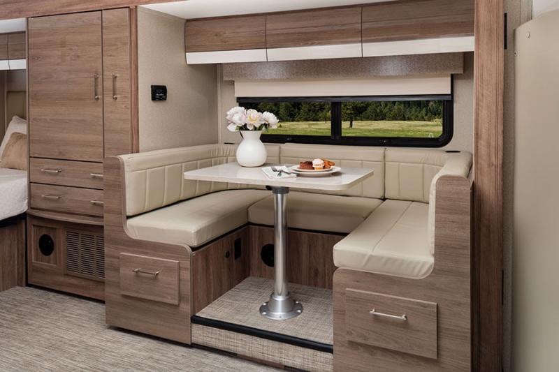 Conrad's Entegra Coach 24 Qwest L Class C