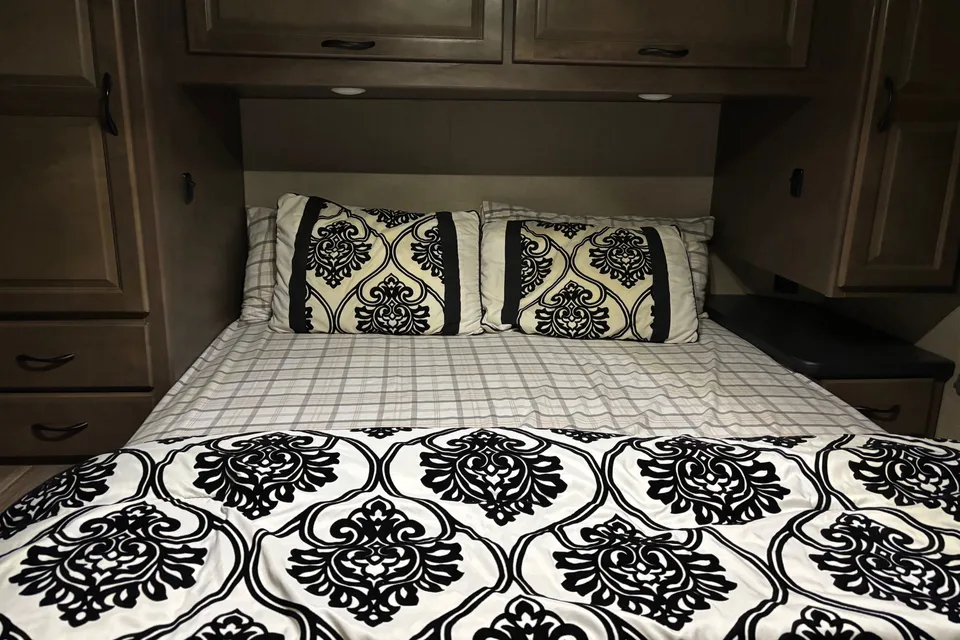 Maurice's 2017 Thor Majestic 28A Thor Majestic 28A Class C