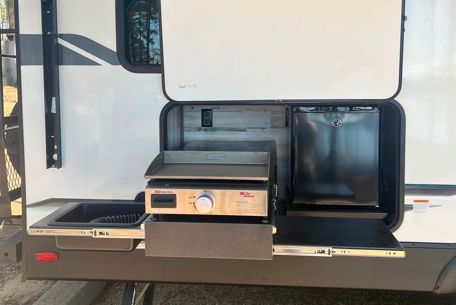 Forest River Surveyor Legend 246BHLE Travel Trailer