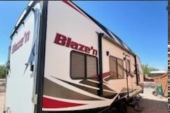 David's Pacific Coachworks Blaze'n Toy Hauler