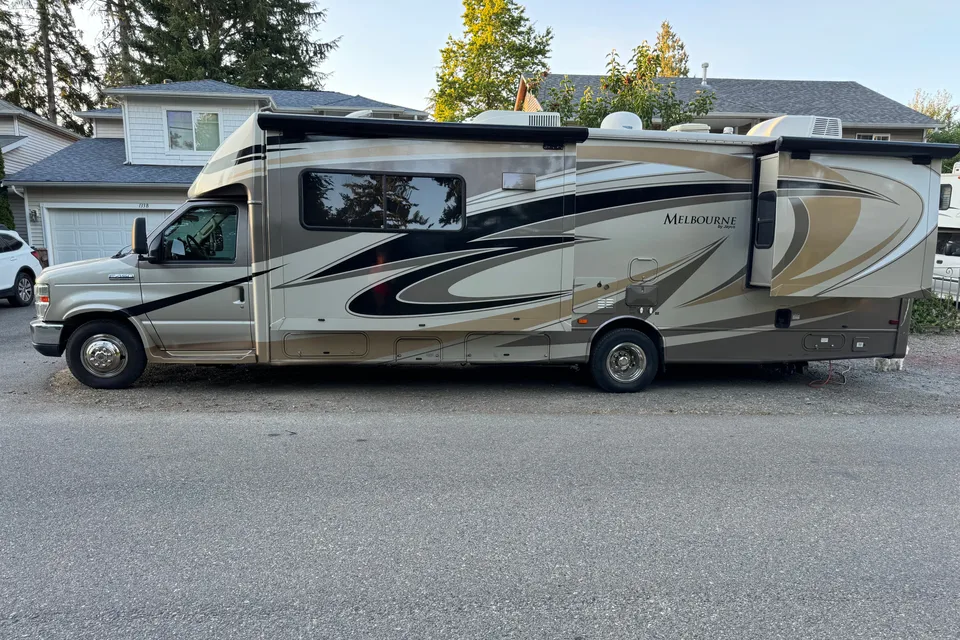 Maryna's Jayco Melbourne Class C