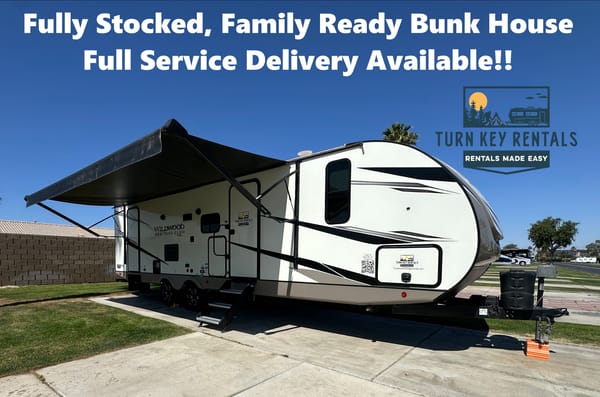 Full Turn Key trailer with bunks for the kids, dry camping package new and clean!
