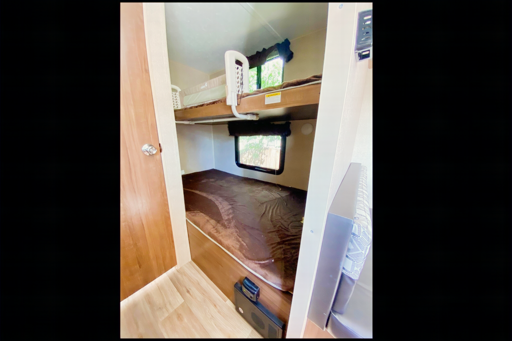 Apen Trail Adventures-Family Trailer *SUV towable*