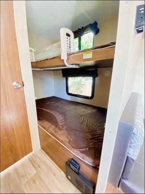 Apen Trail Adventures-Family Trailer *SUV towable*