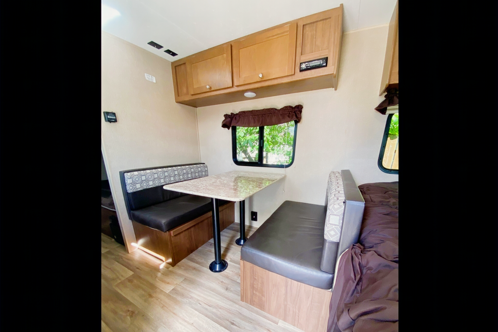 Apen Trail Adventures-Family Trailer *SUV towable*
