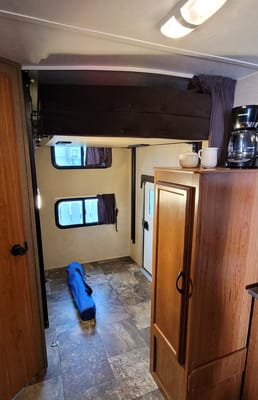 T&T's Starcraft Launch Ultralight Travel Trailer
