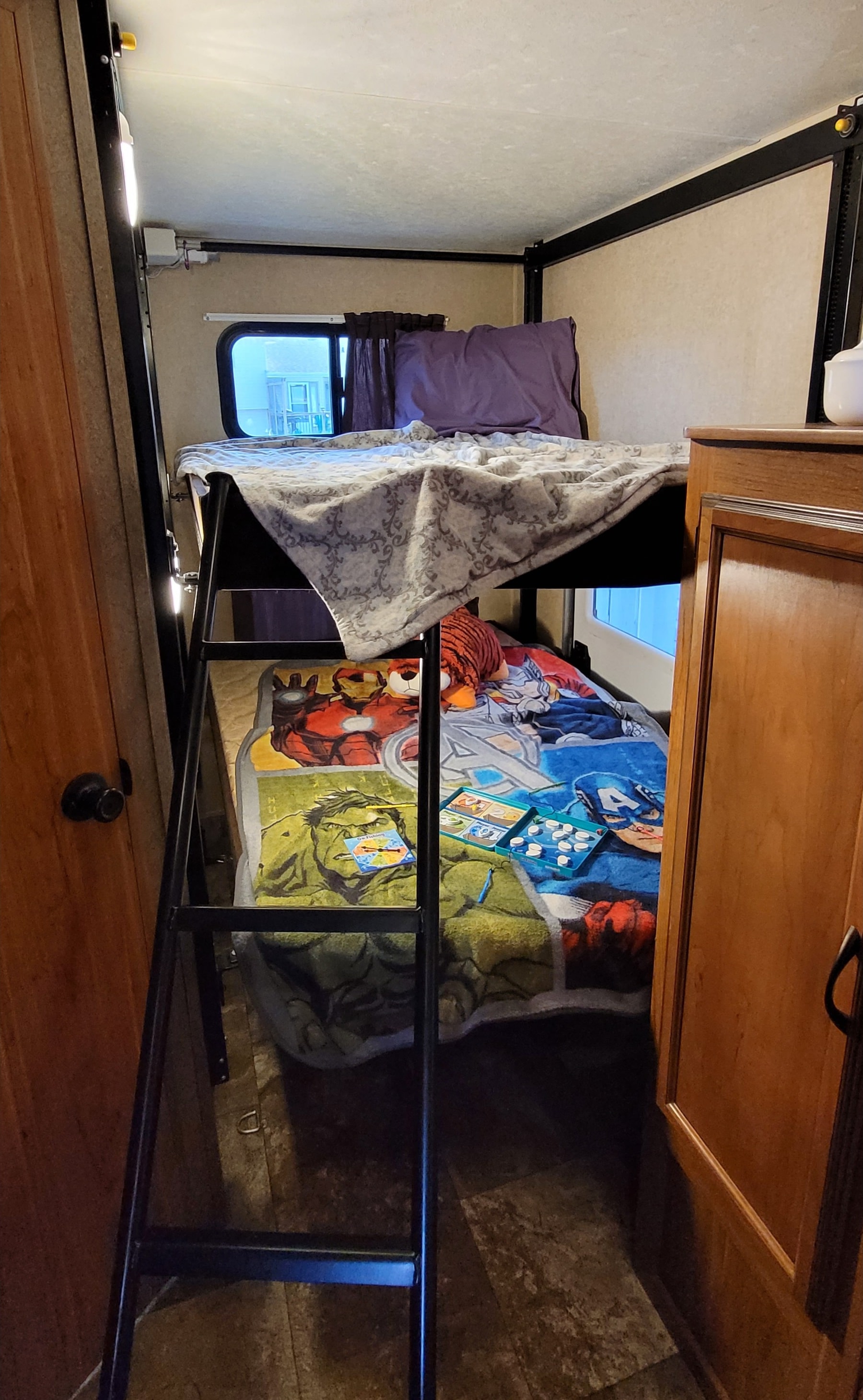 T&T's Starcraft Launch Ultralight Travel Trailer