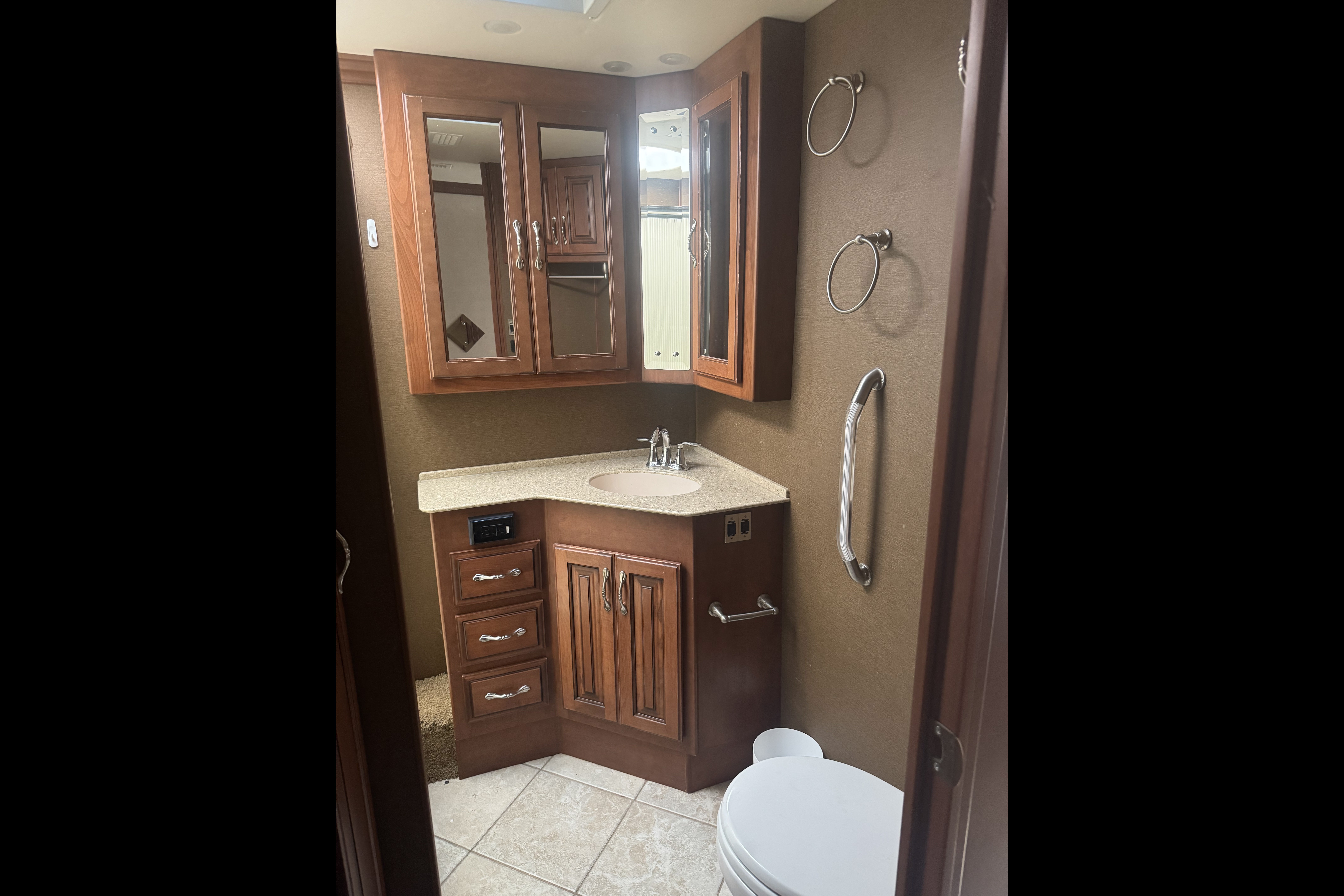 2008 Newmar Mountain Aire 42