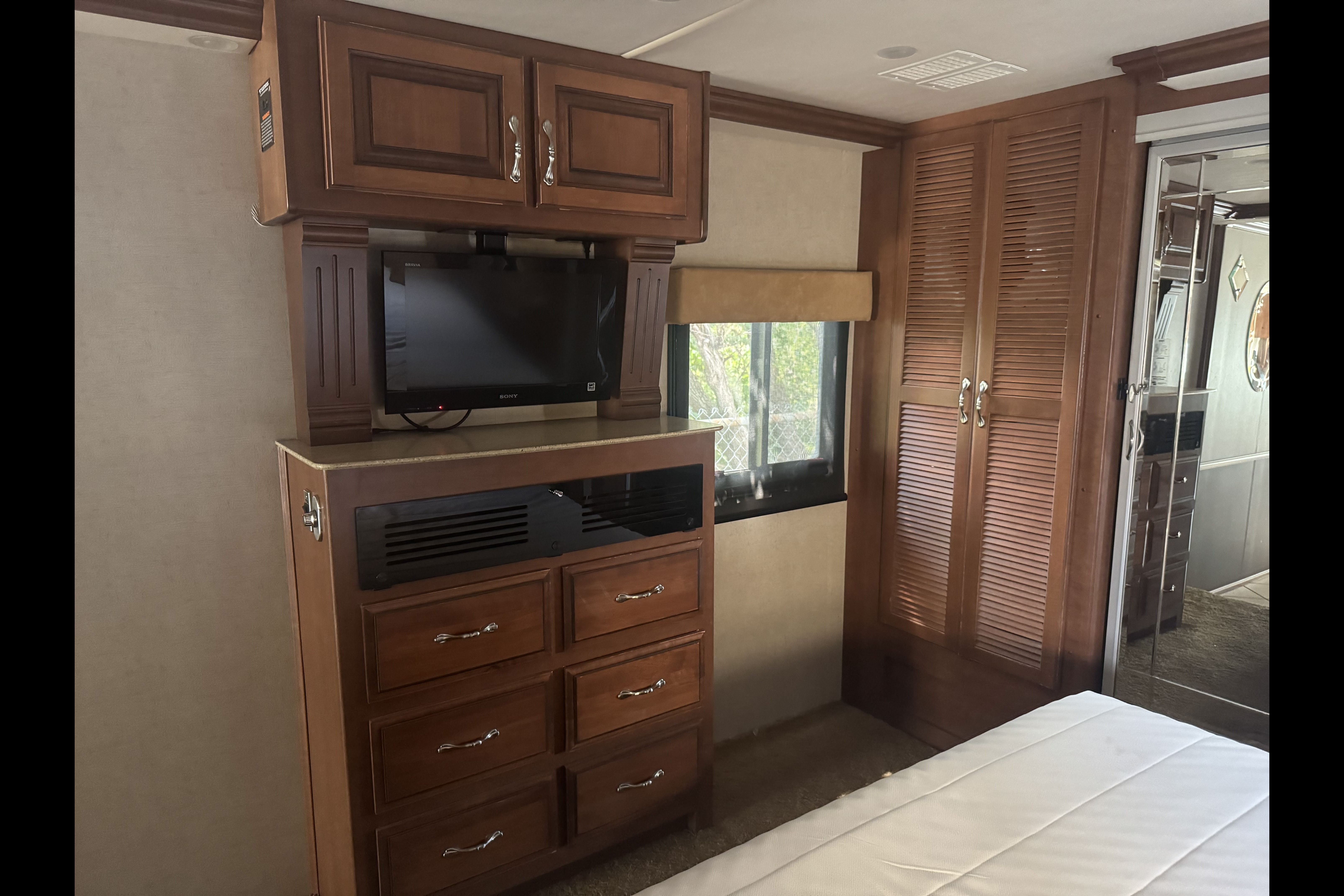 2008 Newmar Mountain Aire 42