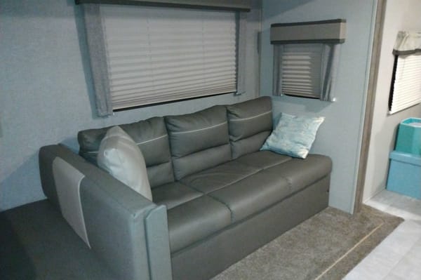 Laura Leigh 2020 Forest River Aurora 26BHS Aurora Travel Trailer