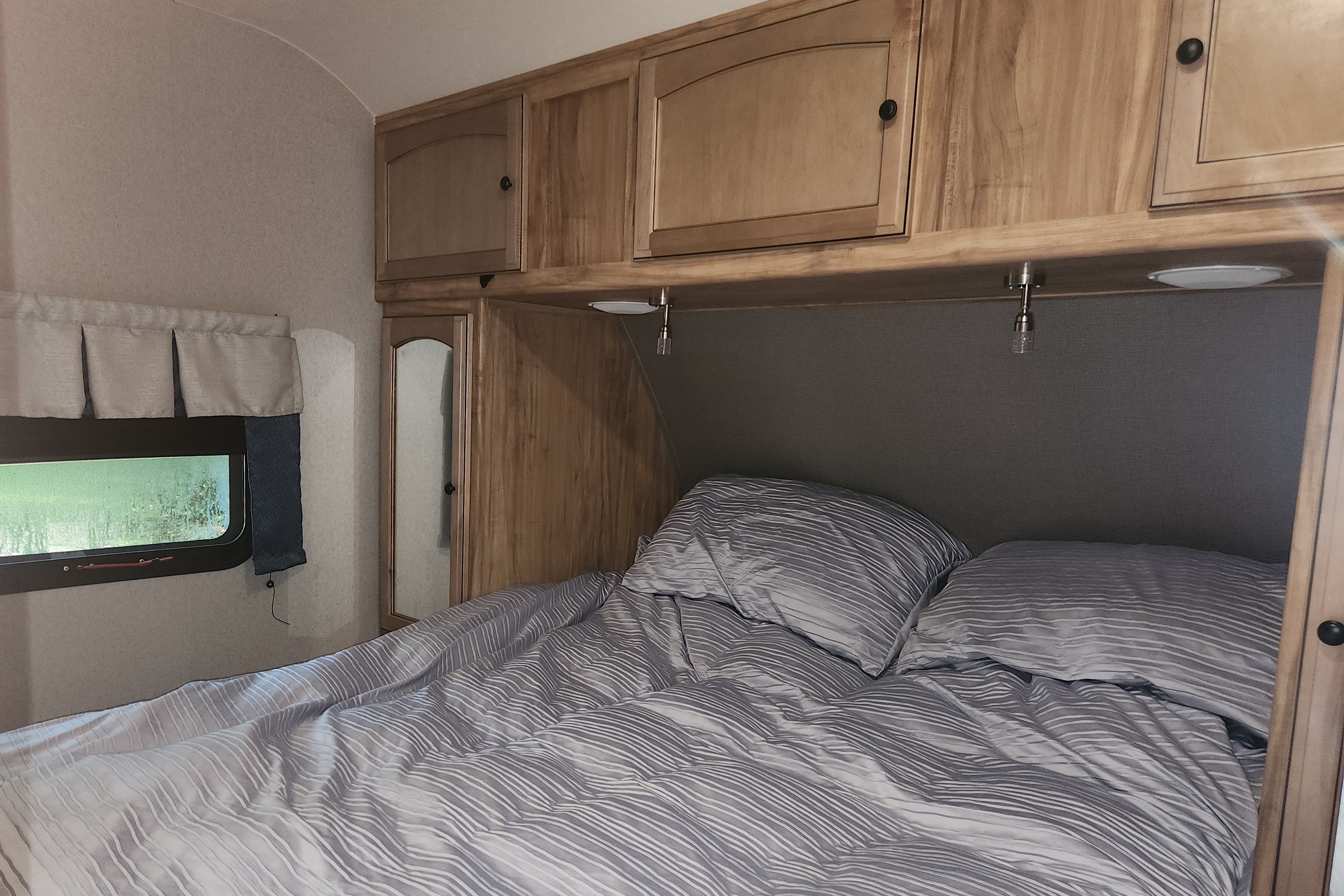 Marie-Eve Coachmen Freedom Express Roulotte