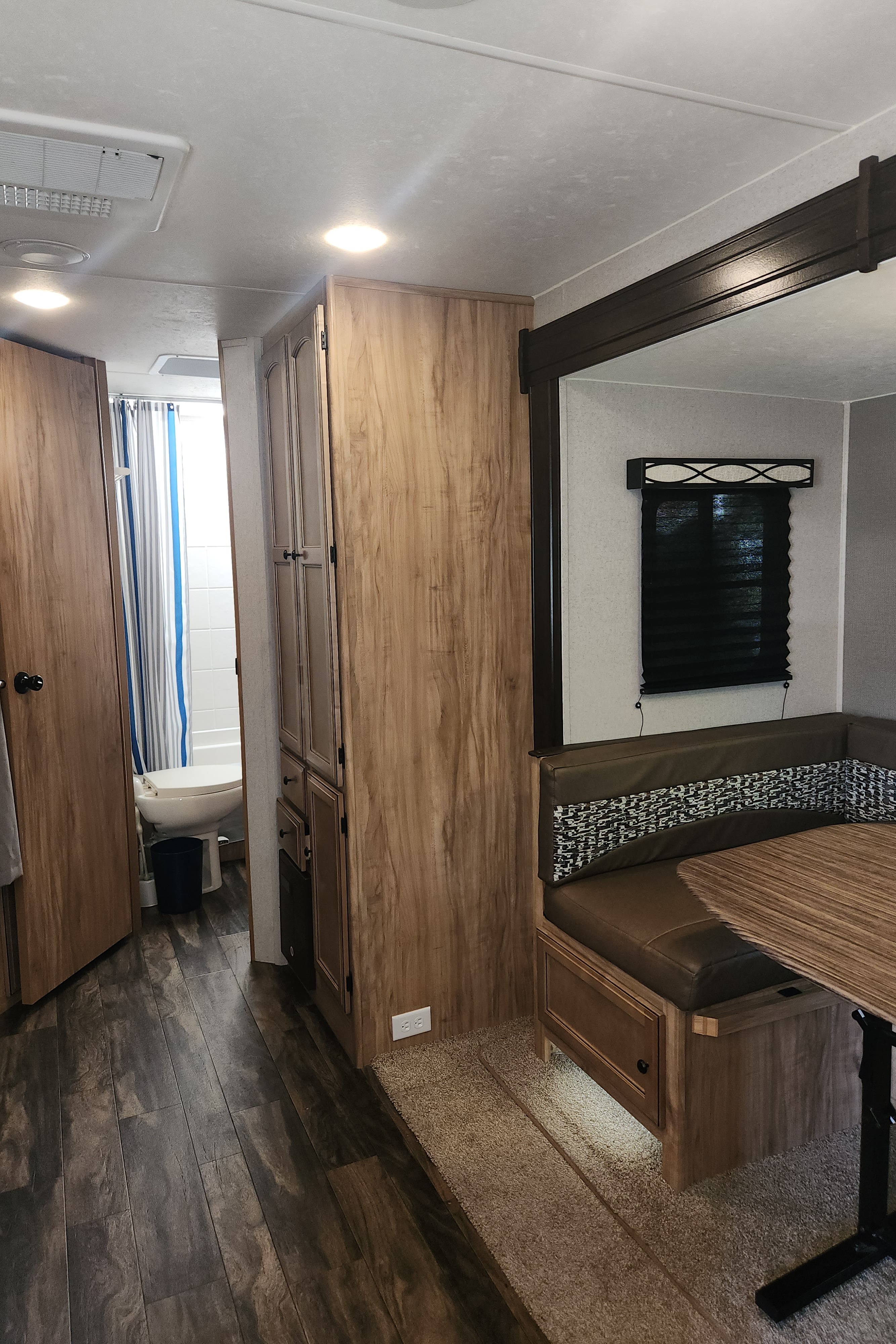 Marie-Eve Coachmen Freedom Express Roulotte