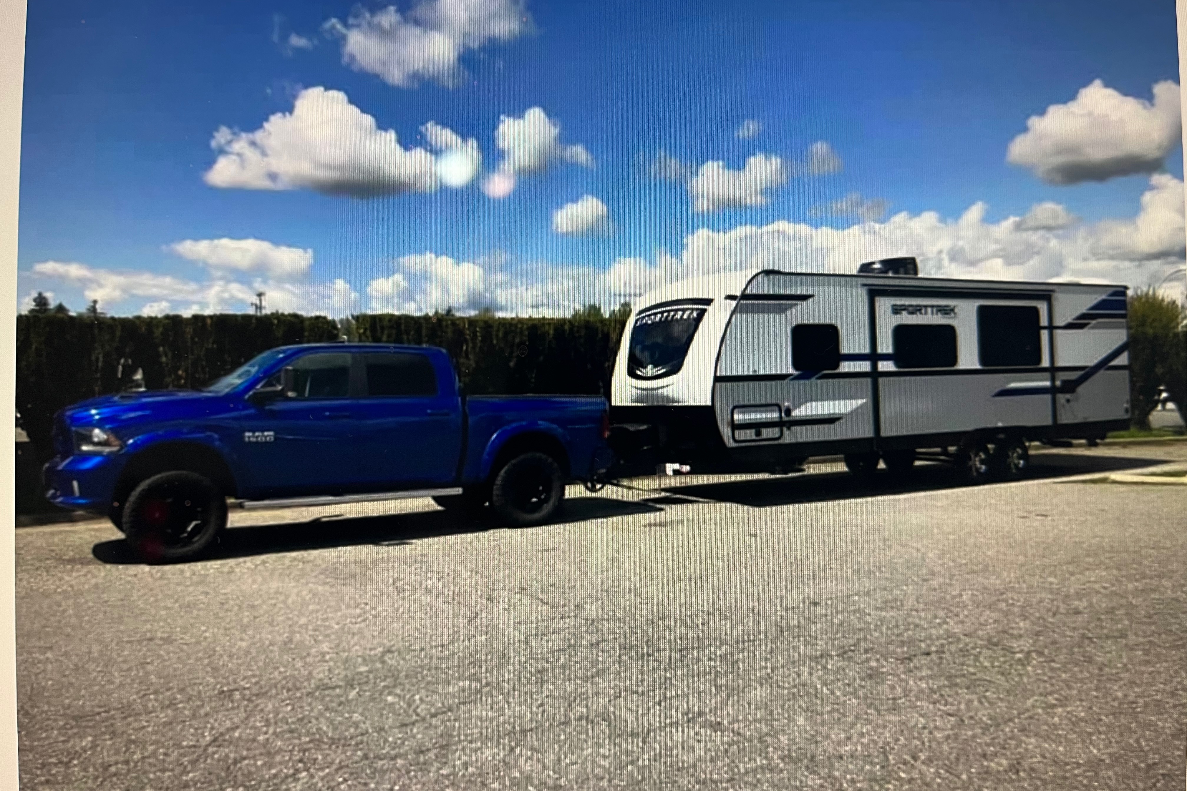 Jen's Sport Trek  270 VBH Travel Trailer