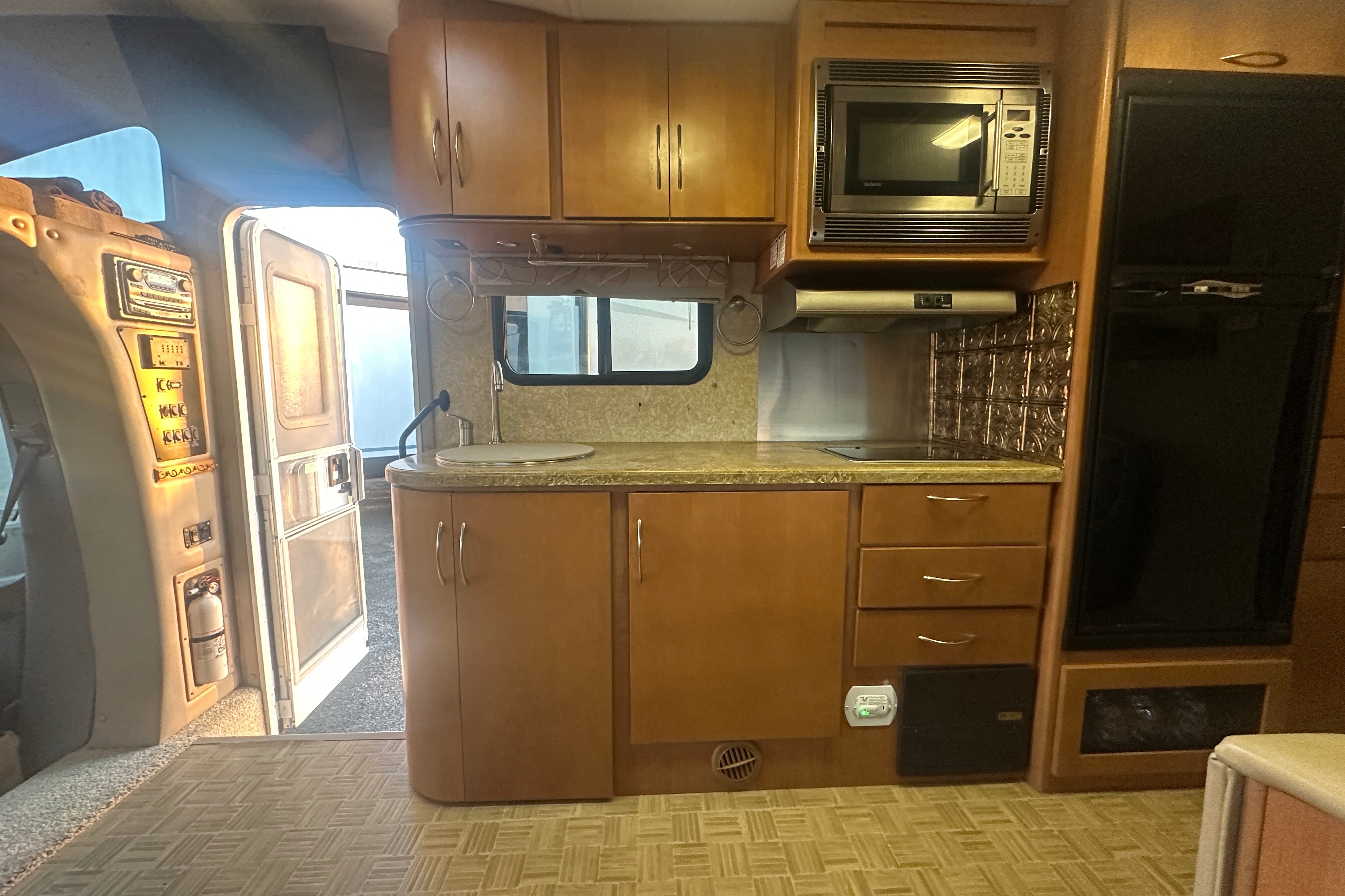 Jason's Dutchmen Dorado 24SB Class C
