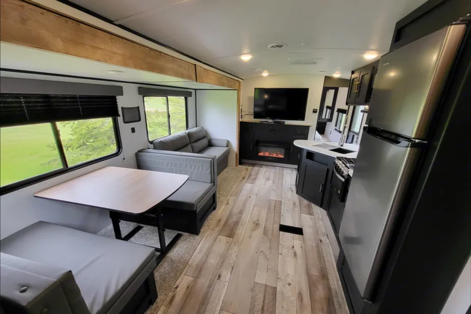 2022 Keystone Springdale Travel Trailer
