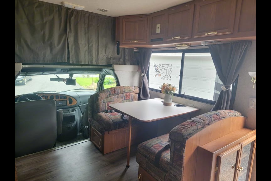 GBA Leisure Coachmen Santara 316KS Class C