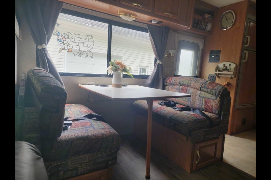 GBA Leisure Coachmen Santara 316KS Class C