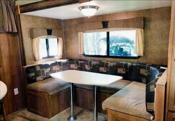 Kelly 's Apex coachman Apex ultralight travel trailer