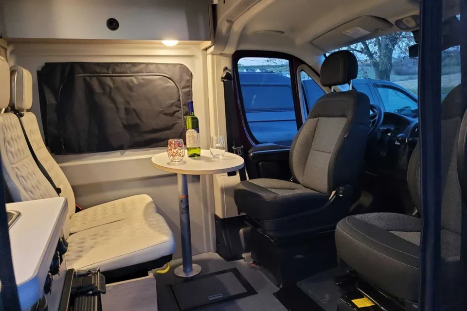 Vandalf the Red - Winnebago Solis 59P Class B
