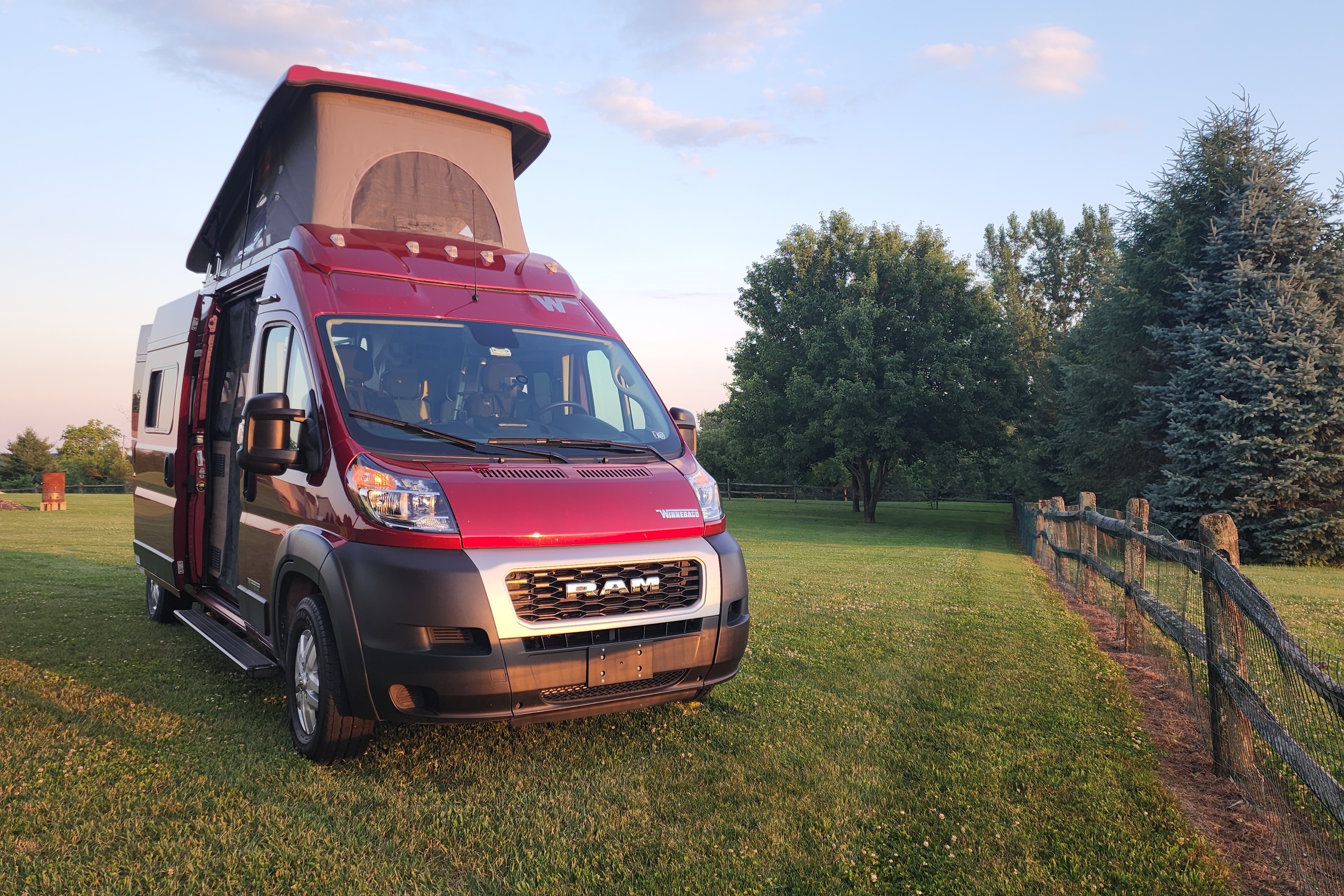 Vandalf the Red - Winnebago Solis 59P Class B