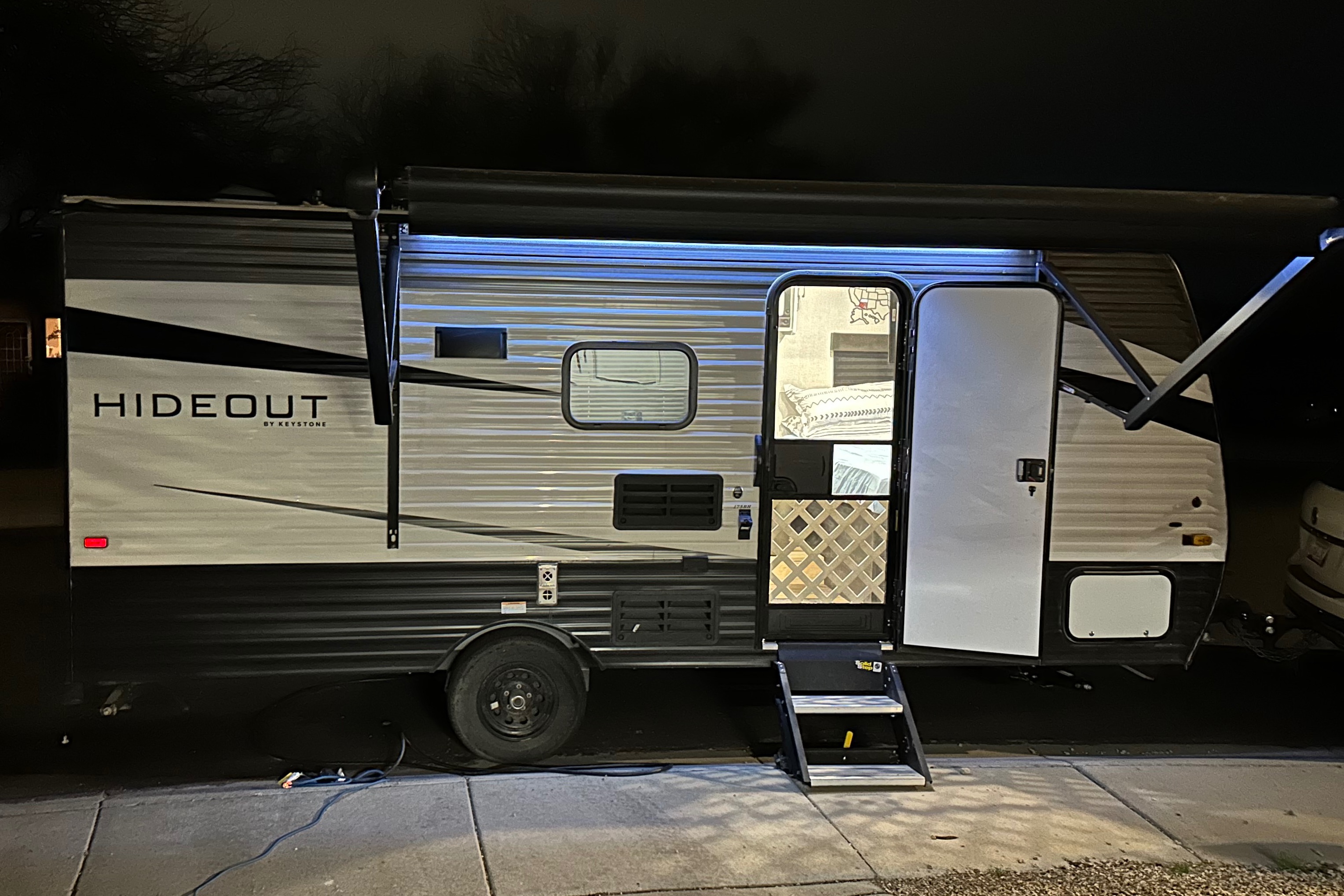 Jenni's Keystone Hideout Travel Trailer