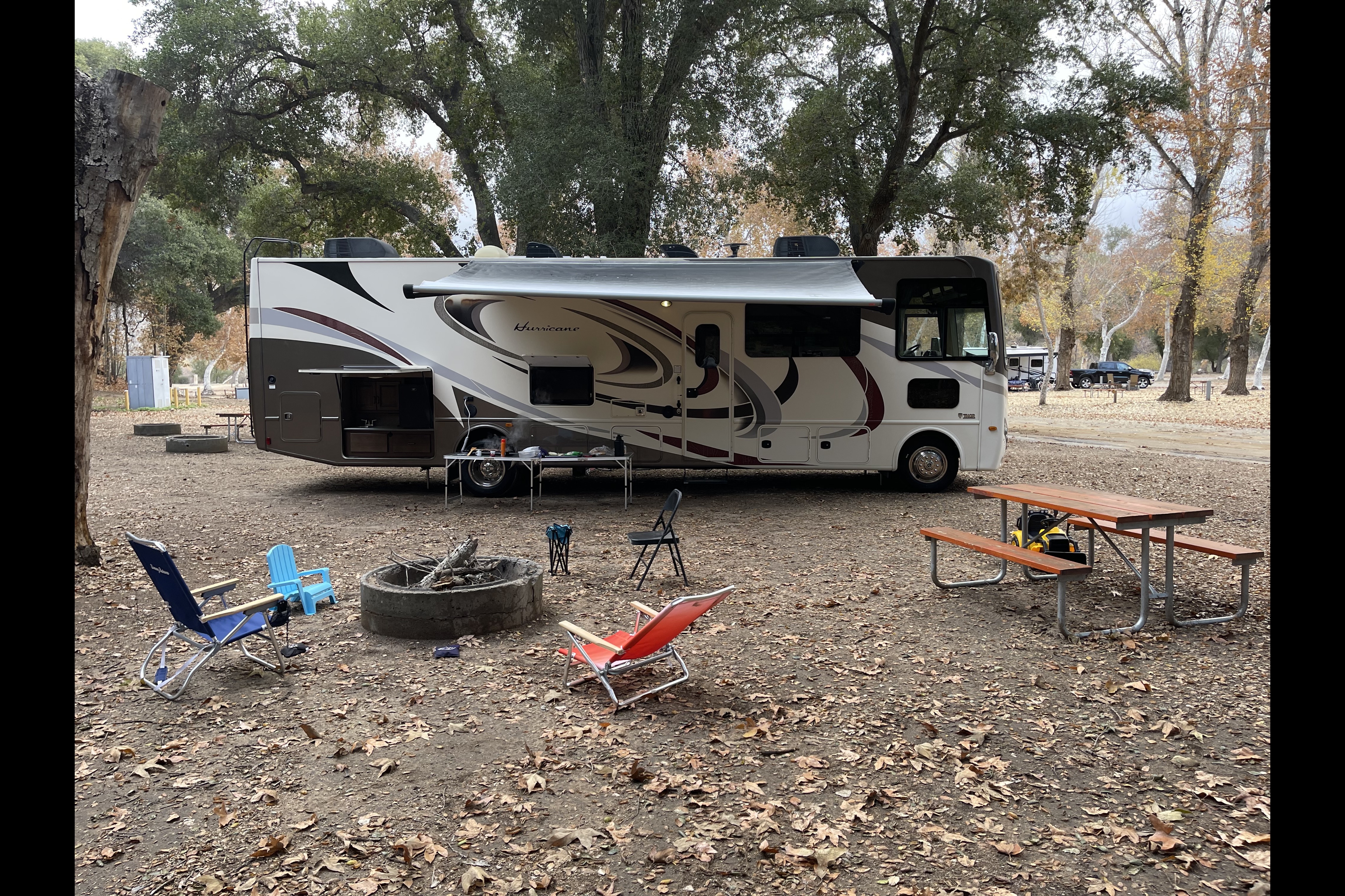 Glamp in Style! 2017 Thor Hurricane | Sleeps 10 + Delivery
