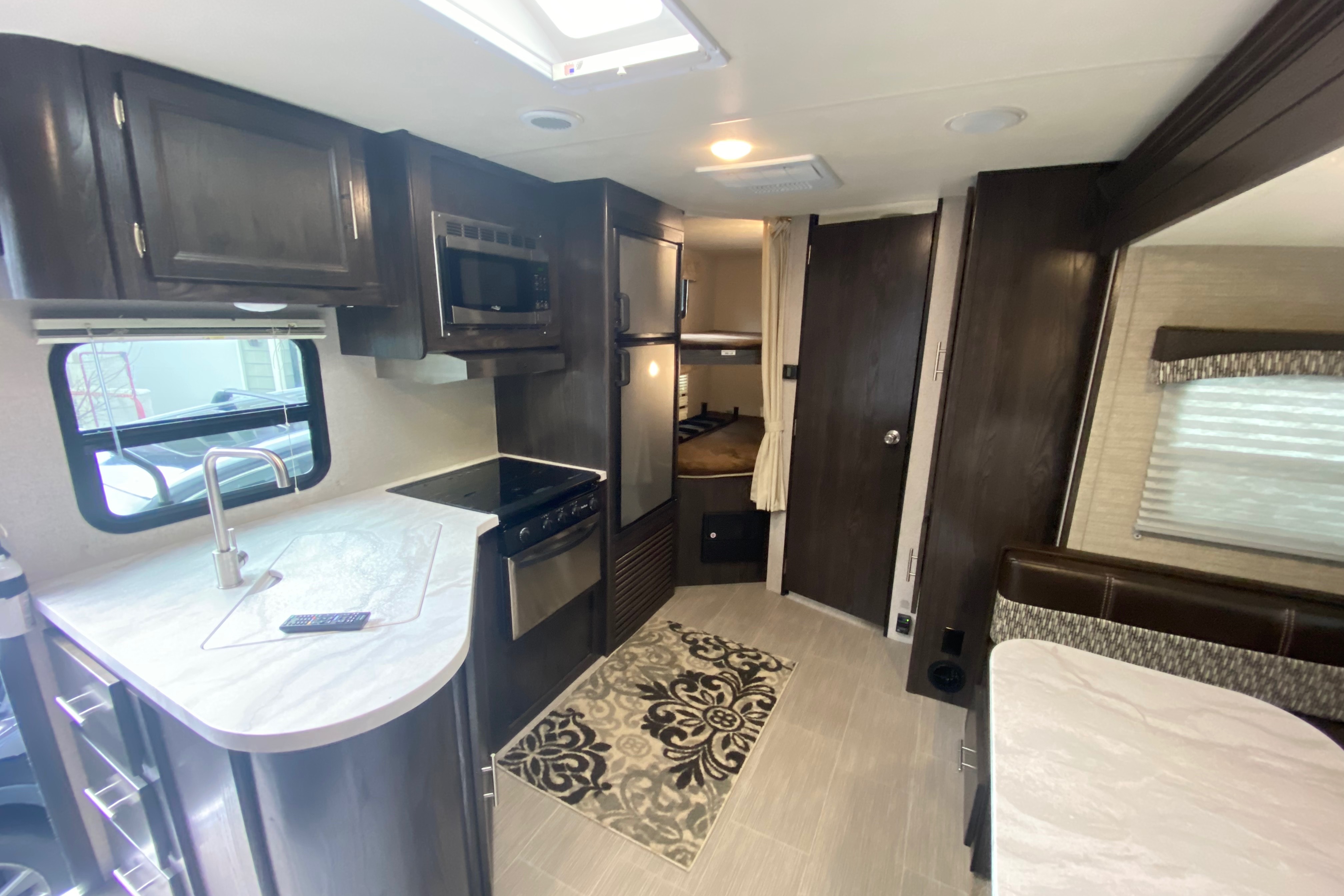 Dave & Hilary’s Dutchman Kodiak Ultralight  Travel Trailer