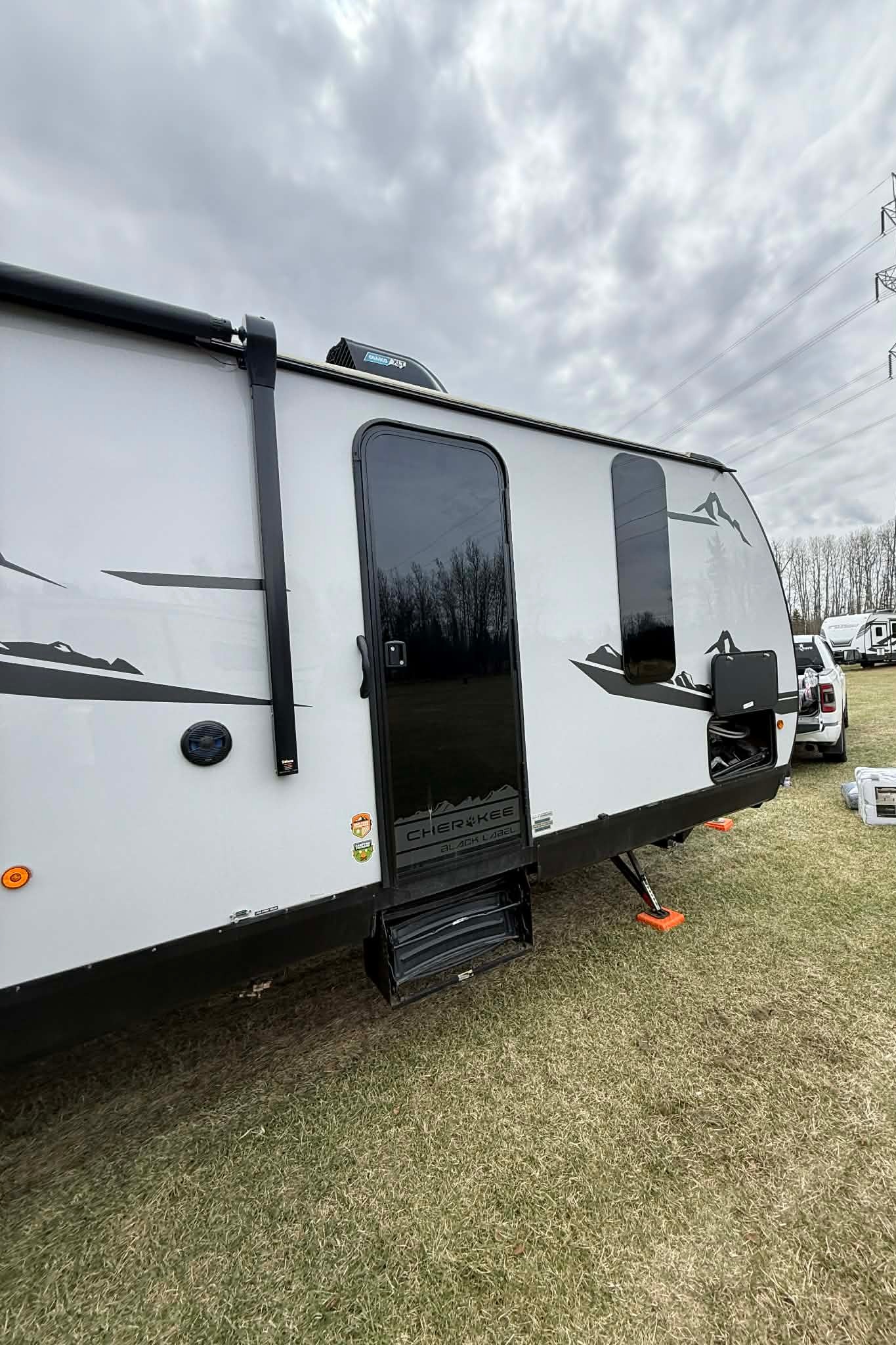 Melinda's Forest River Black Label Cherokee Travel Trailer