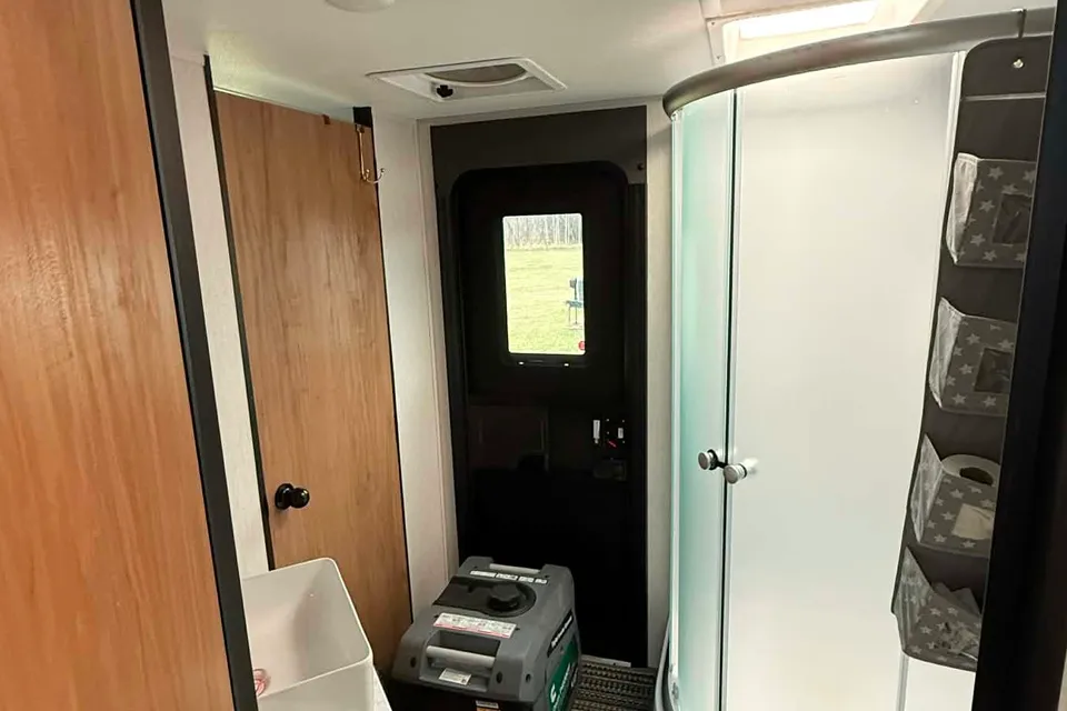 Melinda's Forest River Black Label Cherokee Travel Trailer