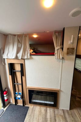 Melinda's Forest River Black Label Cherokee Travel Trailer