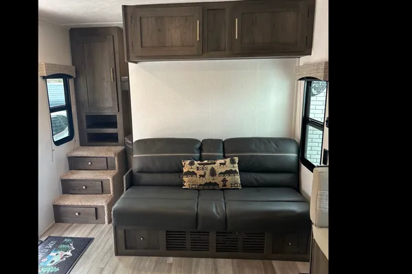 K&K’s Komfy Kamper
