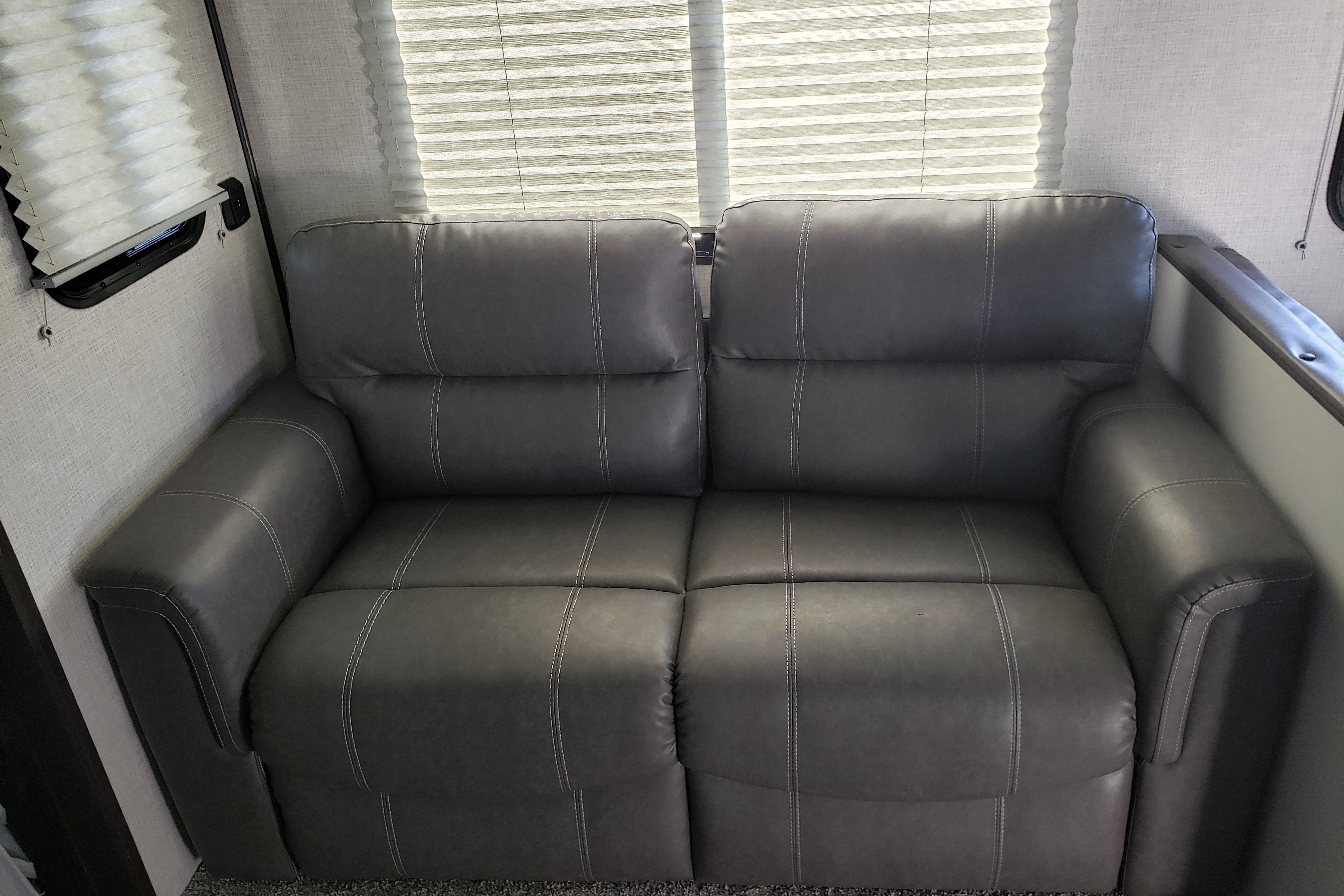 Doug's Keystone Bullet 290BHS Travel TrailerTrailer