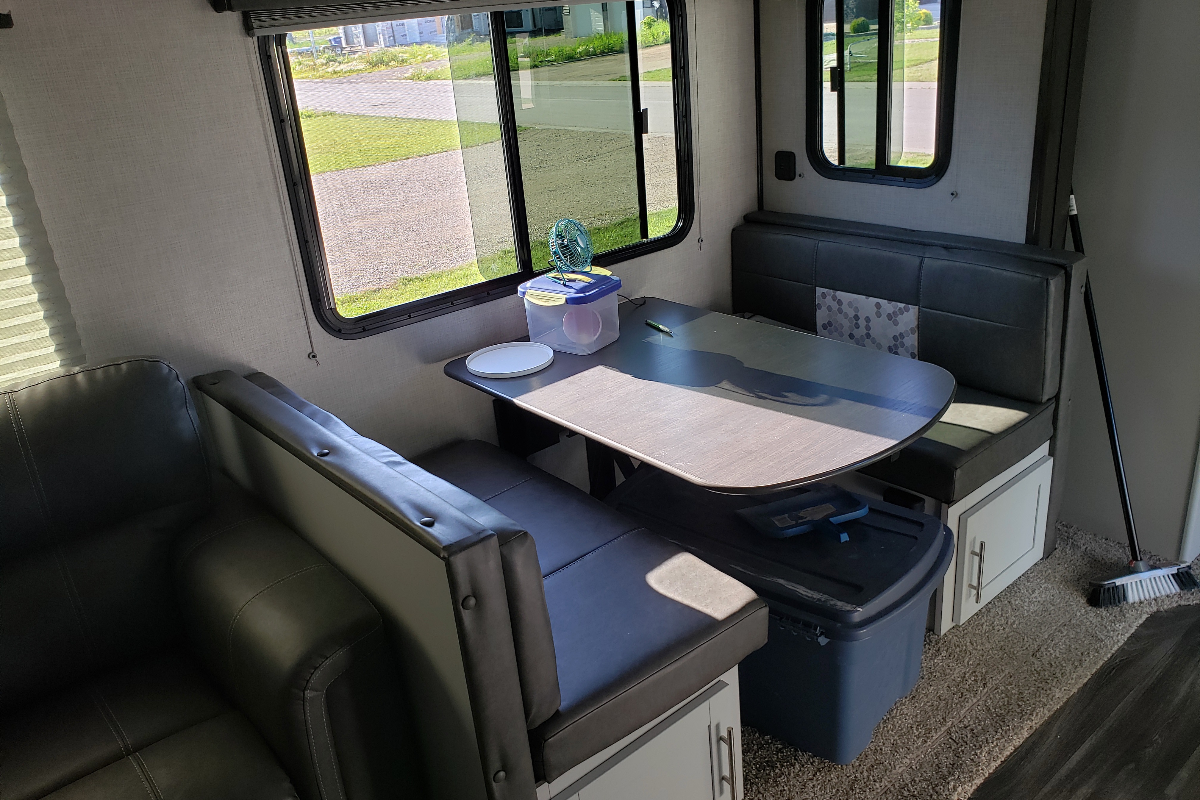 Doug's Keystone Bullet 290BHS Travel TrailerTrailer