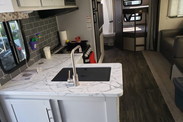 Doug's Keystone Bullet 290BHS Travel TrailerTrailer