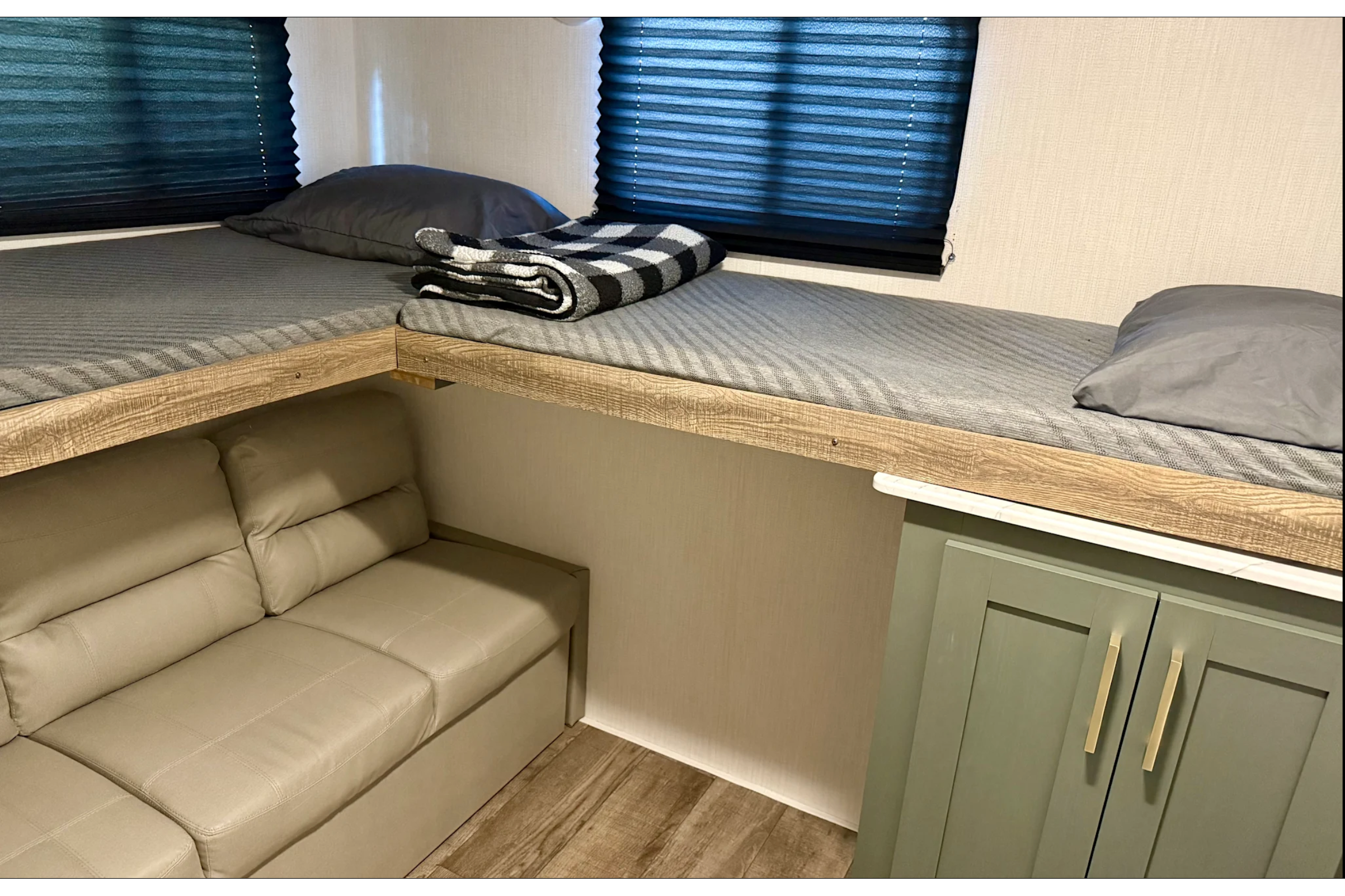 Glamping & Grace - Your HGTV Inspired "Roamstead"