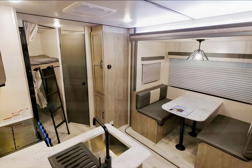 Fam-Damily Ready!  Forest River Surveyor Legend Travel Trailer
