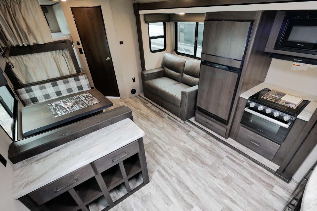New Grand Design Transcend xplor - Your next luxury get away