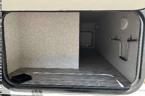 Stephen's 2024 East to West Silver Lake LE Travel Trailer