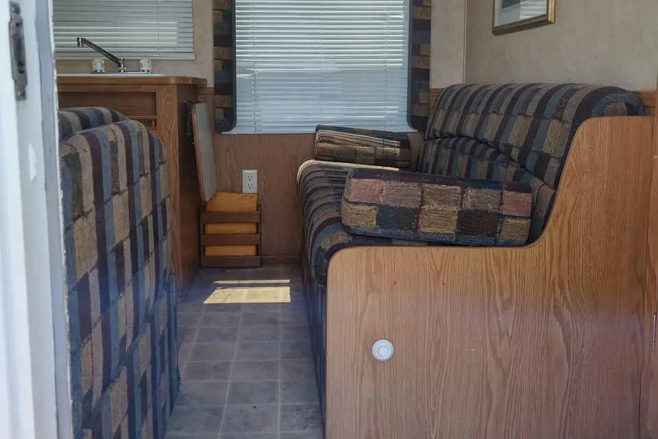 Pilgrim International 283RB Travel Trailer