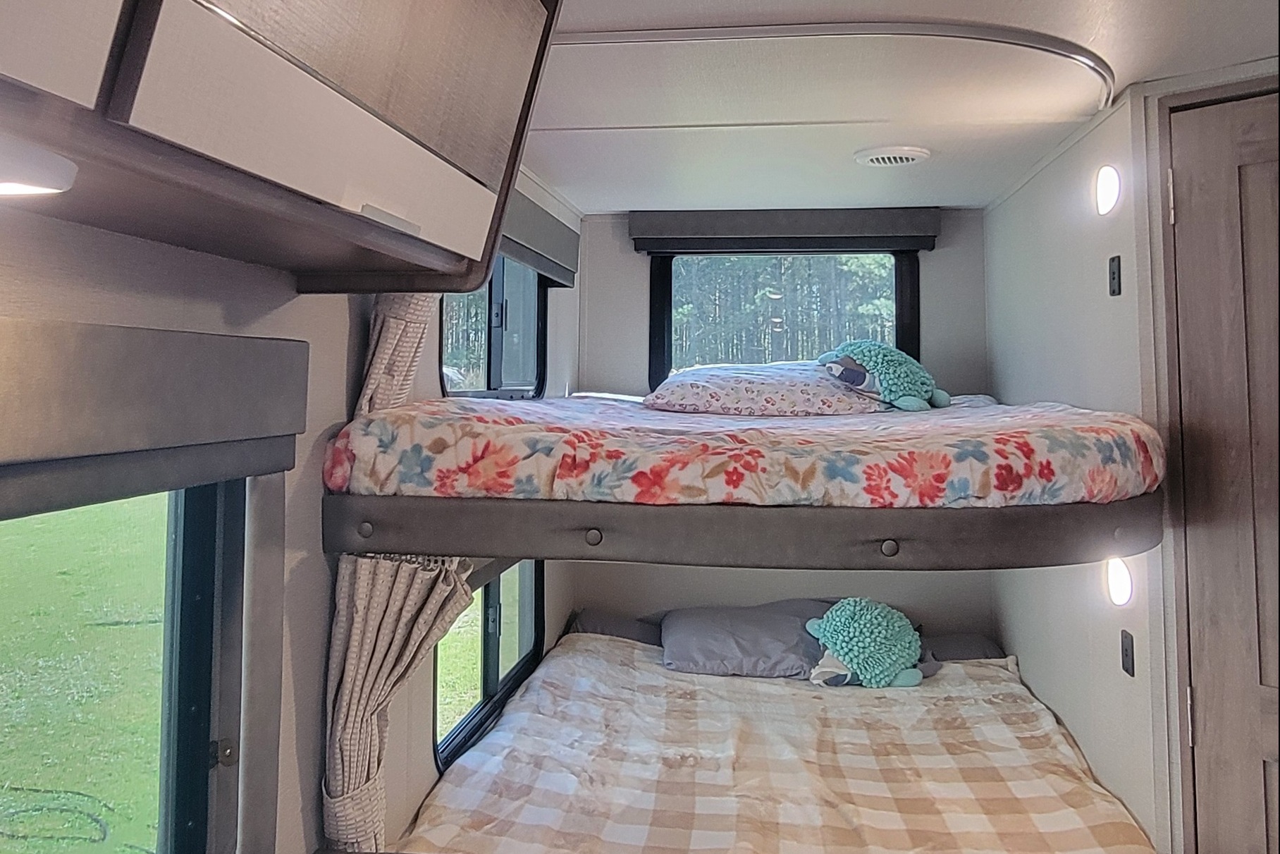 Jess & Nicks Getaway | Grand Design Imagine 21 BHE Travel Trailer