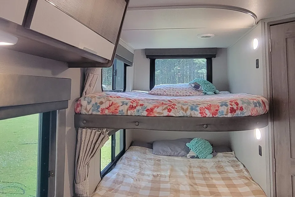 Jess & Nicks Getaway | Grand Design Imagine 21 BHE Travel Trailer