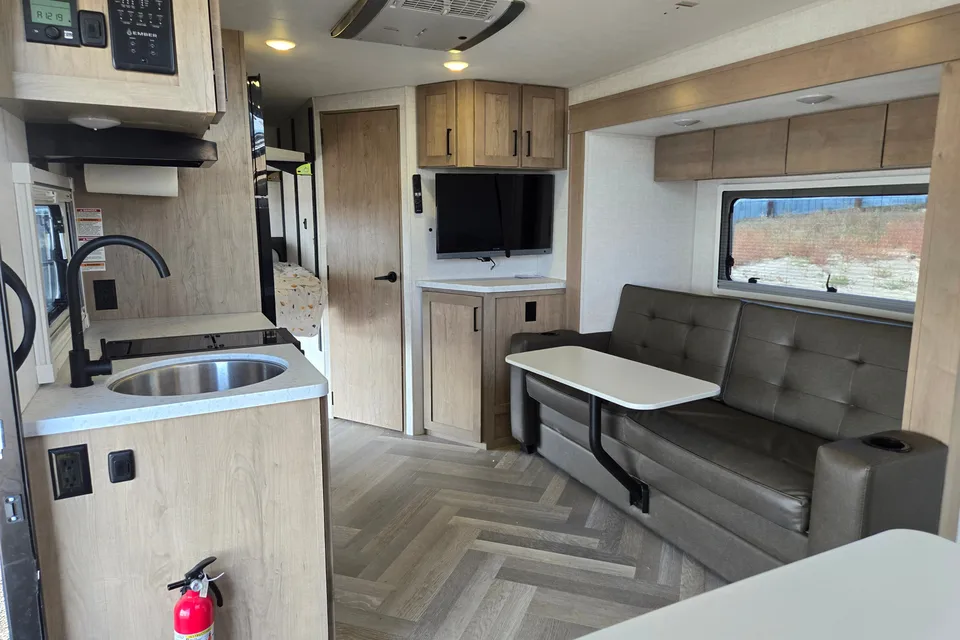 2024 Ember Overland Off Grid Trailer
