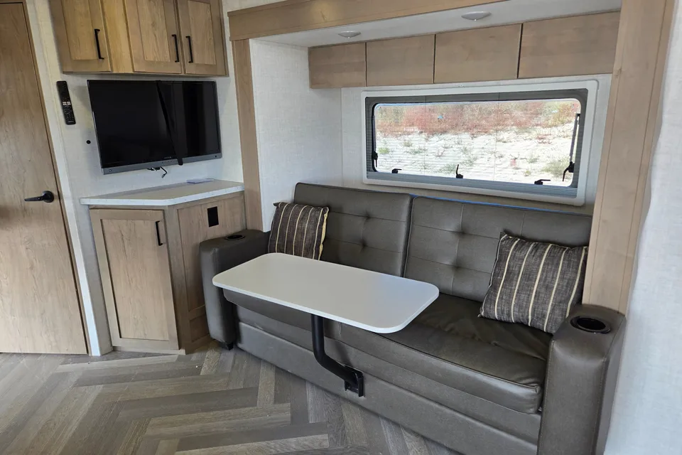 2024 Ember Overland Off Grid Trailer