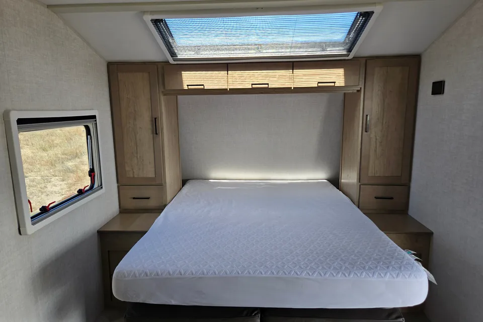 2024 Ember Overland Off Grid Trailer