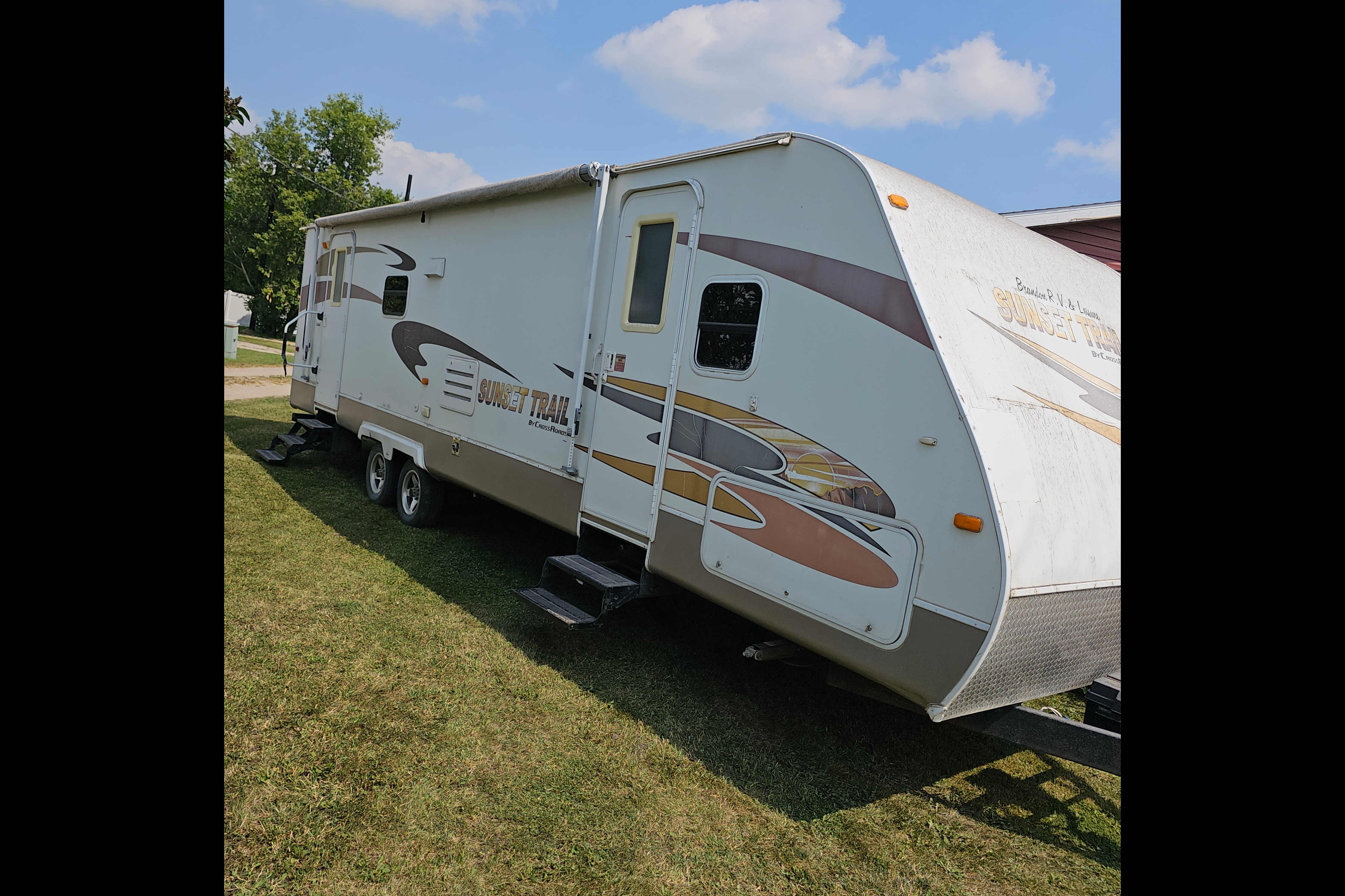 Dustin's Crossroads Sunset Trail Travel Trailer