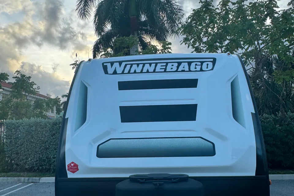 Winnebago Micro Minnie- Winnie’s Road Adventures