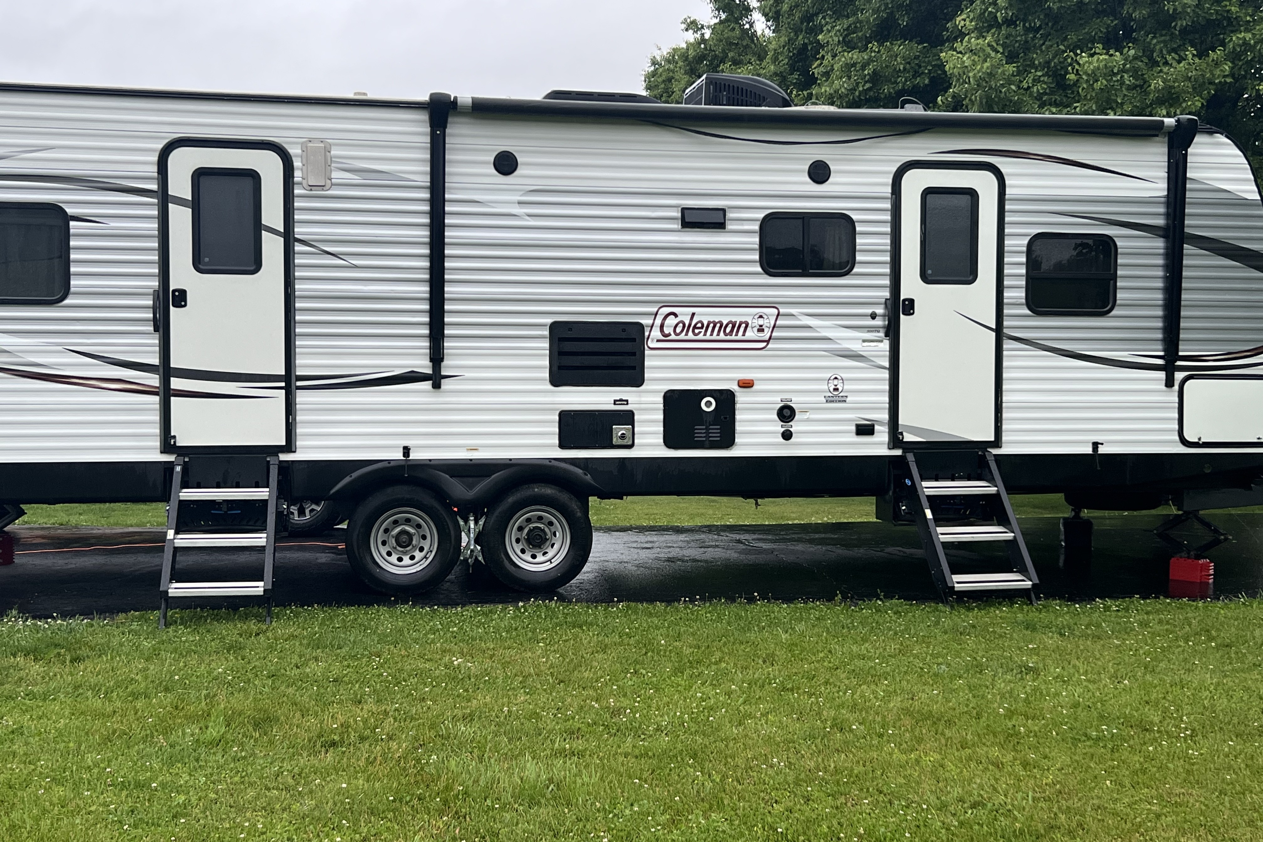 Monarch Meadows Coleman Toy Hauler
