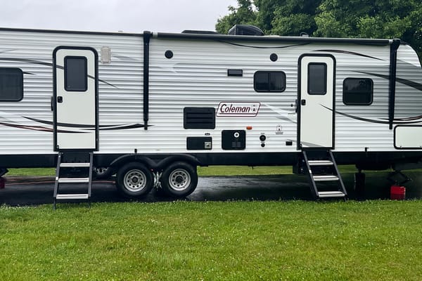 Monarch Meadows Coleman Toy Hauler