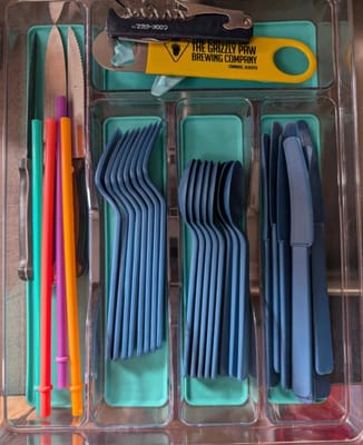 Riley and Kate's Jayco Swift SLX 18 ft